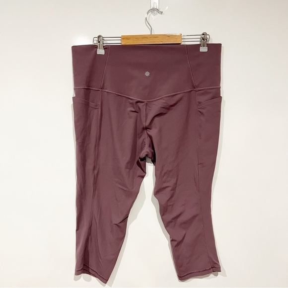 Athleta Salutation Stash Pocket II Capri Tight Leggings Volcanic Violet - Picture 5 of 14